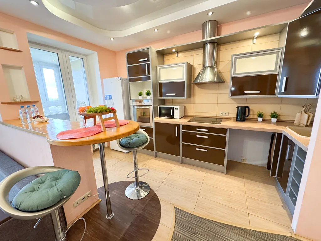 Высокий стильный апартамент на 22 этаже