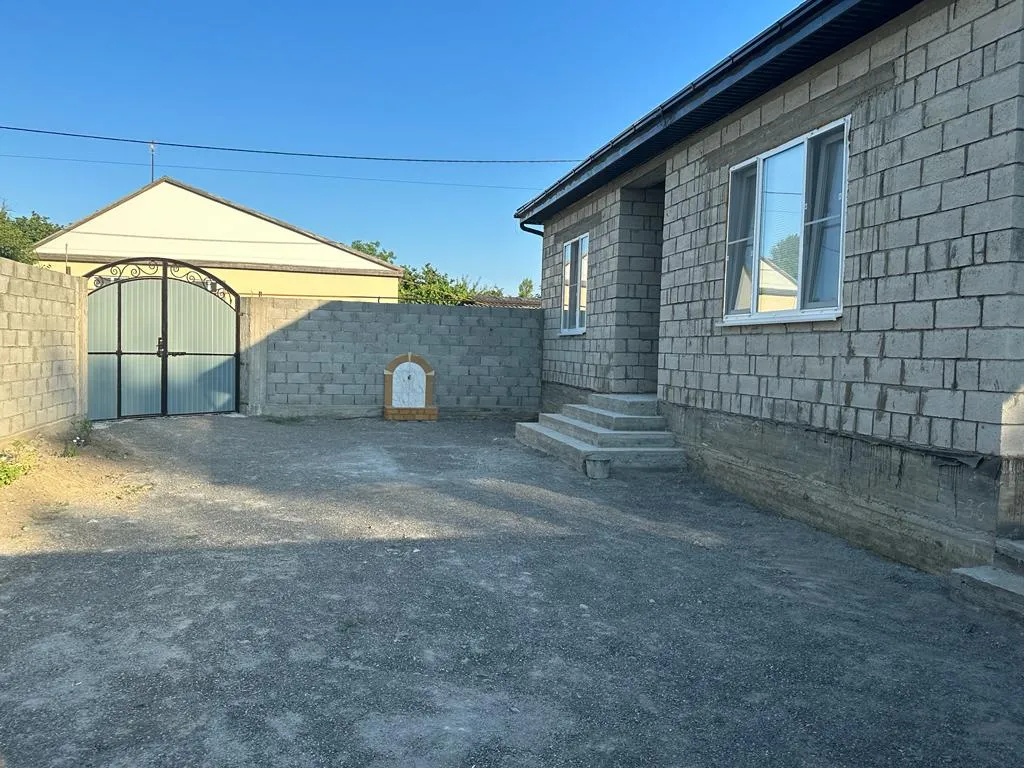 Дом возле моря