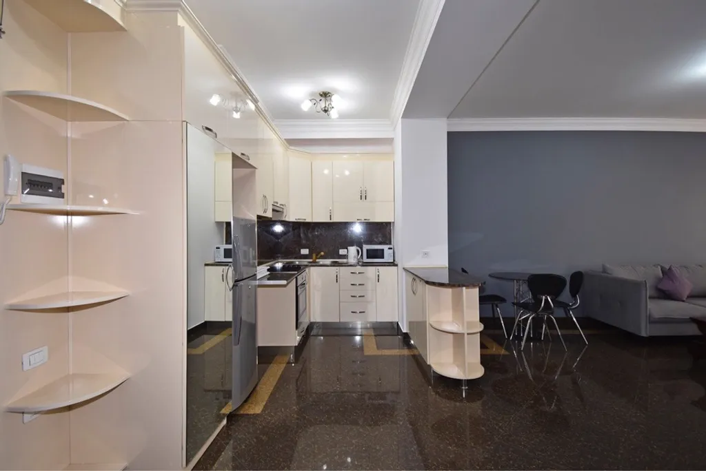 Комфортная двухкомнатная квартира в центре города