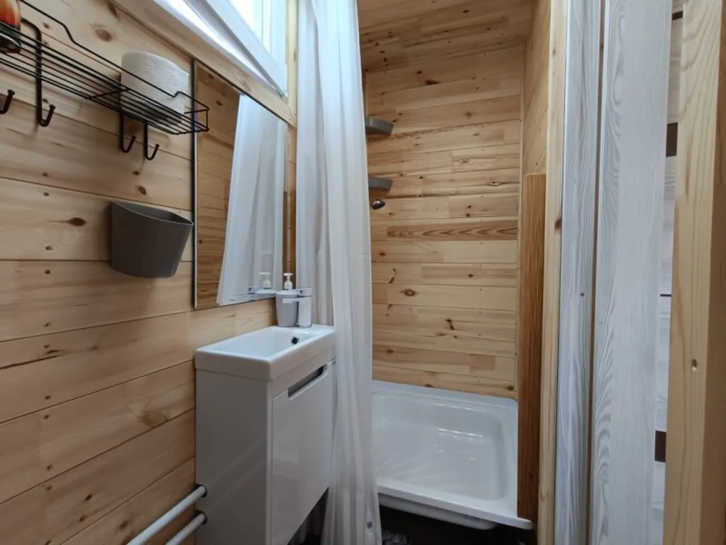 Домик с панорамным видом