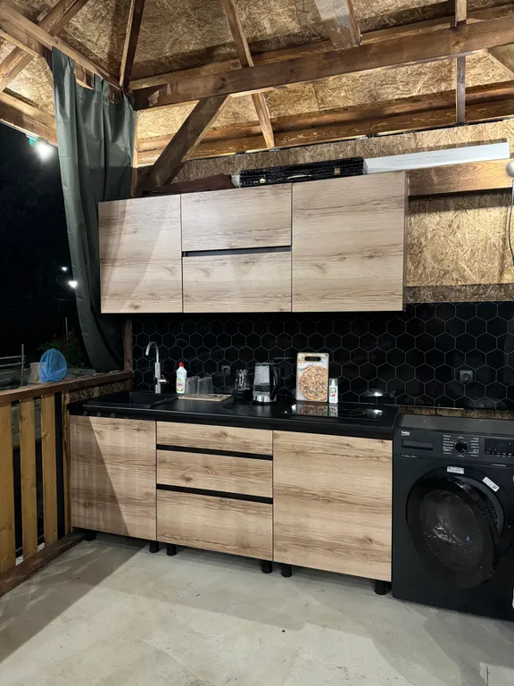 Коттедж Домик с видом на горы — Гагра