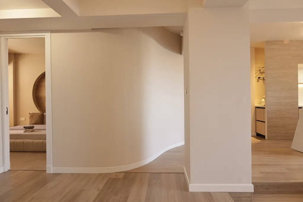 Ambassador apartment