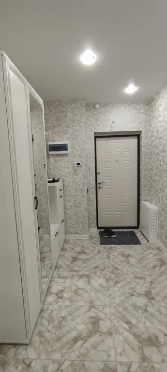 Современная студия в центре возле ЖД вокзала