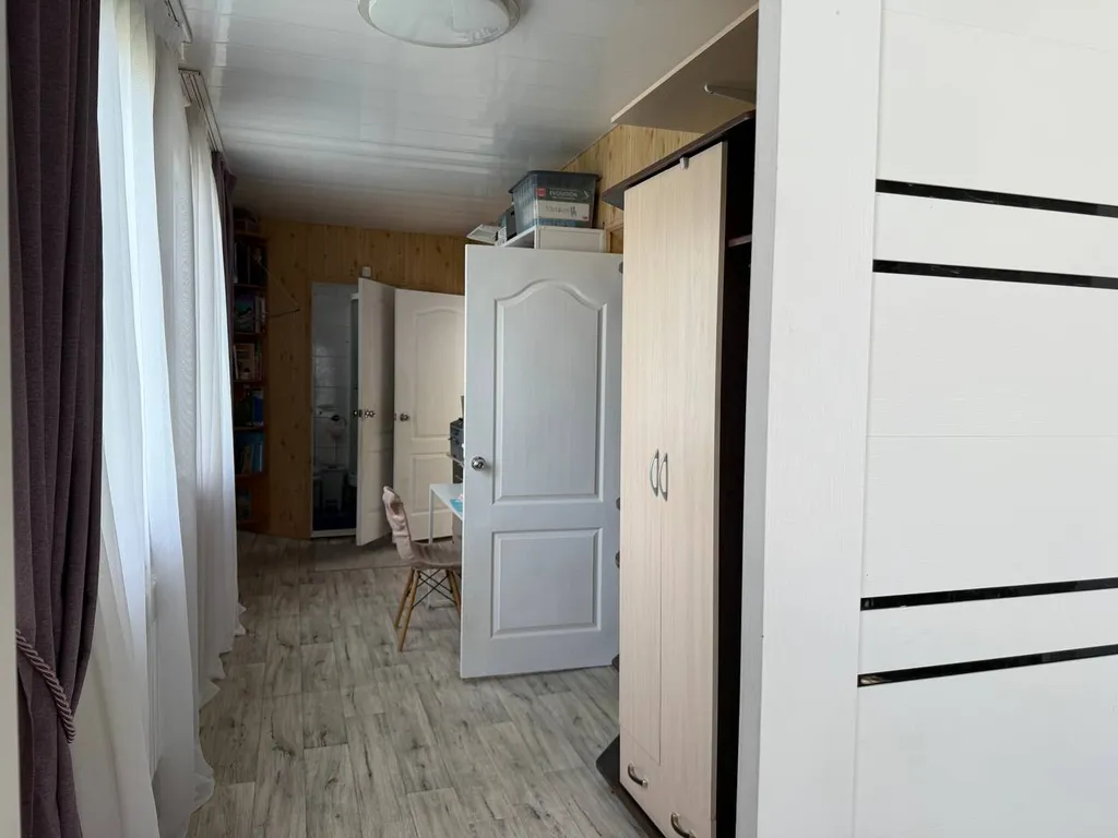 4-комнатный Дом