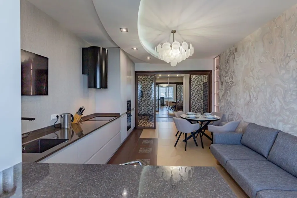 2-комнатная квартира с красивейшим видом на море и горы