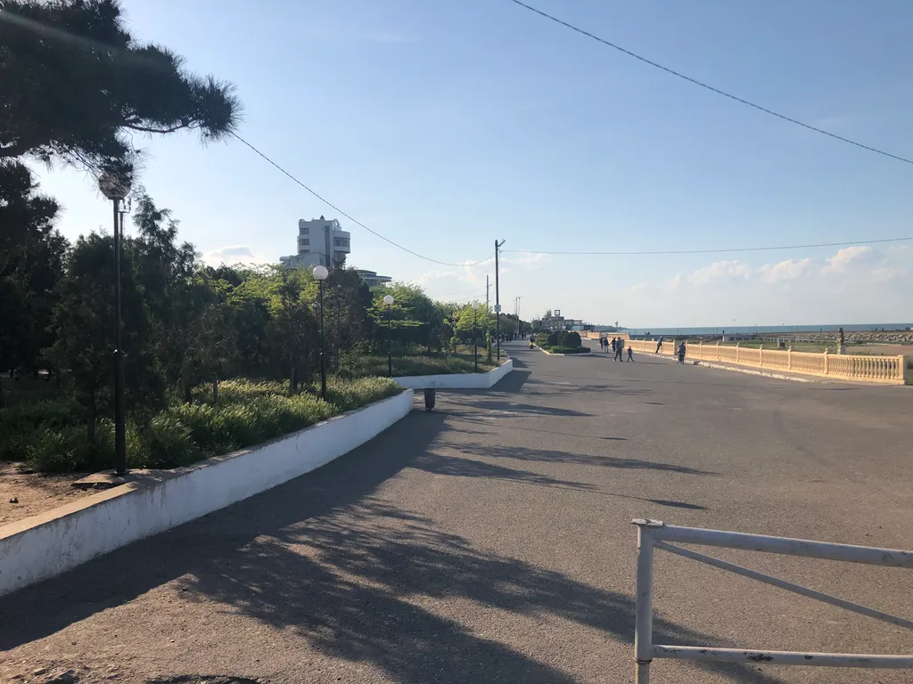 Квартира в двух минутах от берега моря и парка с хорошим ремонтом