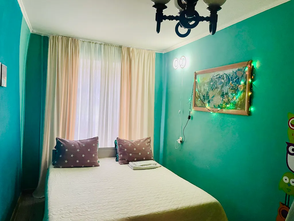 Комфортная квартира близ питьевой галереи