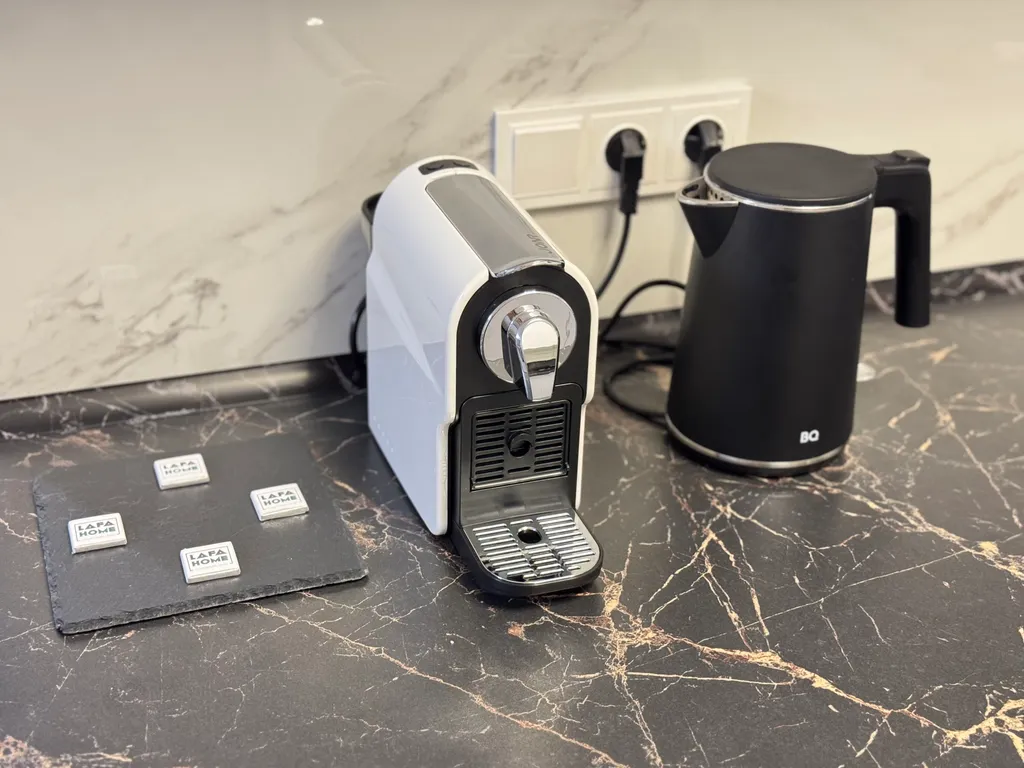 Апартаменты ЛАФА4 семейная с лоджией для 1-4 человек +  ребенок.