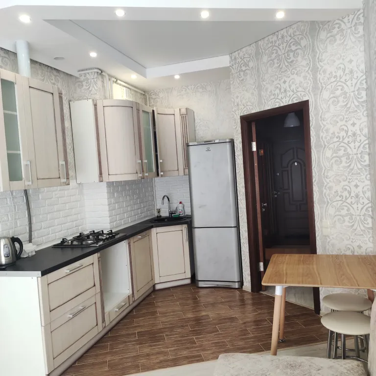 Квартира люкс — аренда посуточно в Донецк