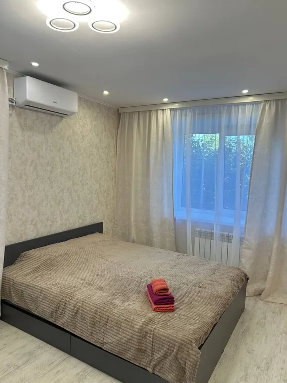 Уютная двухкомнатная квартира в тихом районе