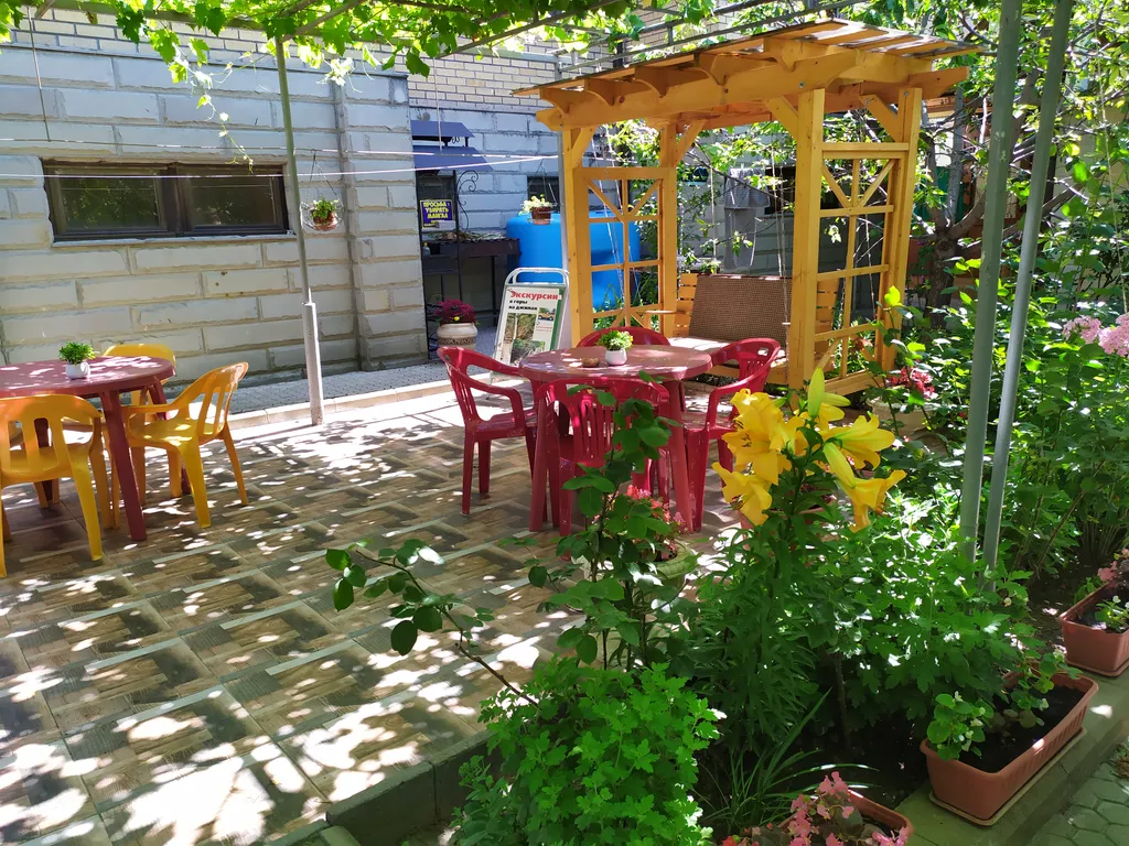 Коттедж Уютный домик-студия, утопающий в зелени — Геленджик