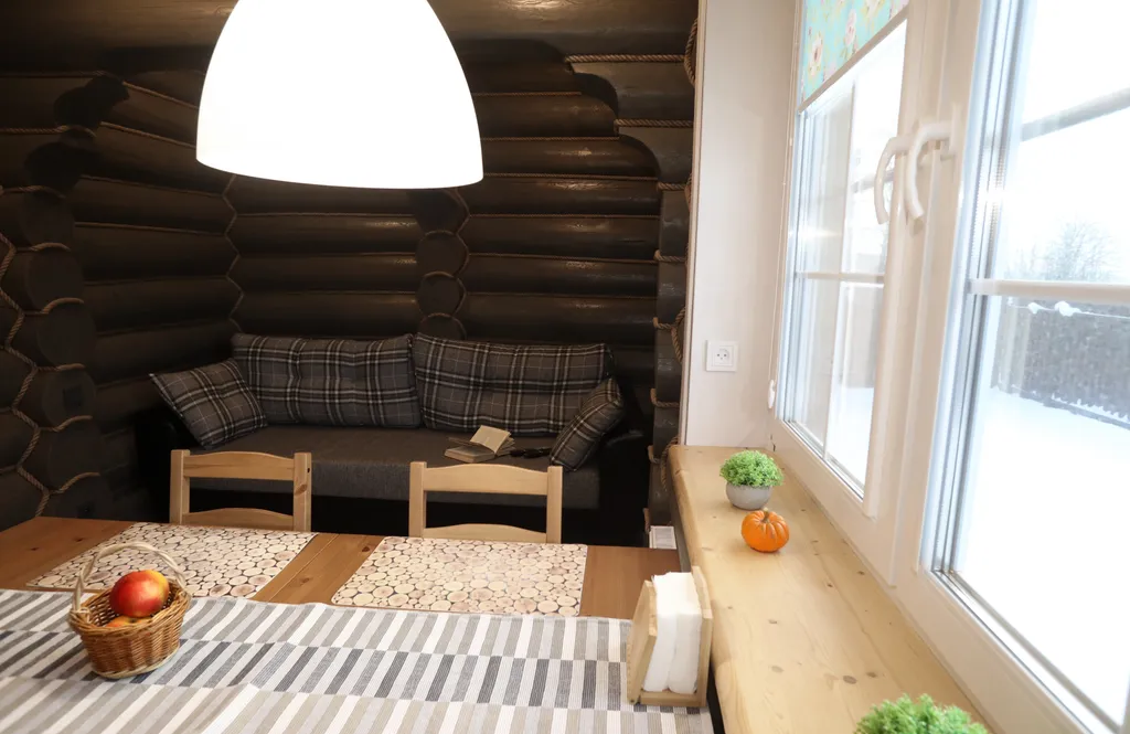 Бревенчатый коттедж