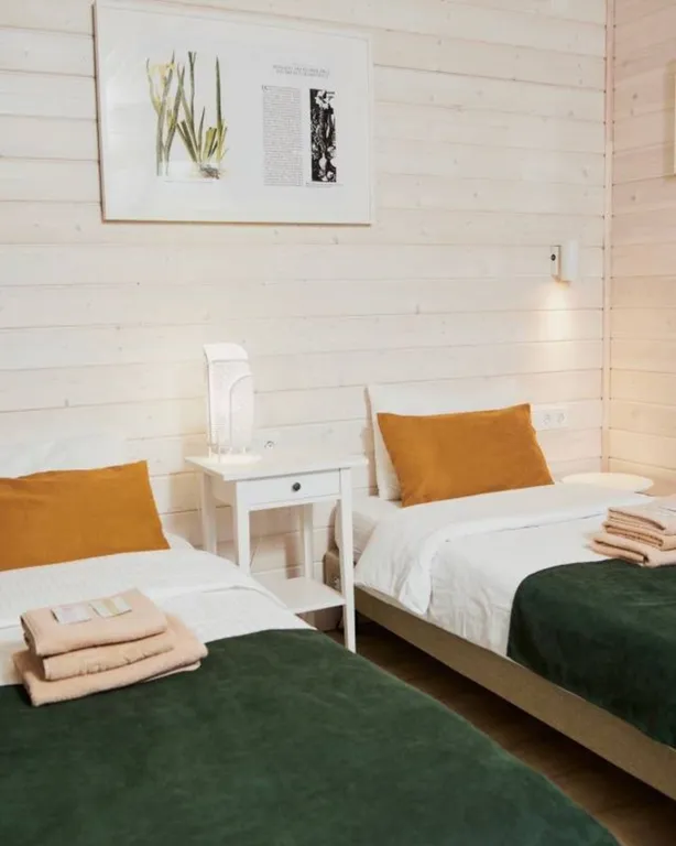 Комфорт Трехместный в коттедже с отдельным входом