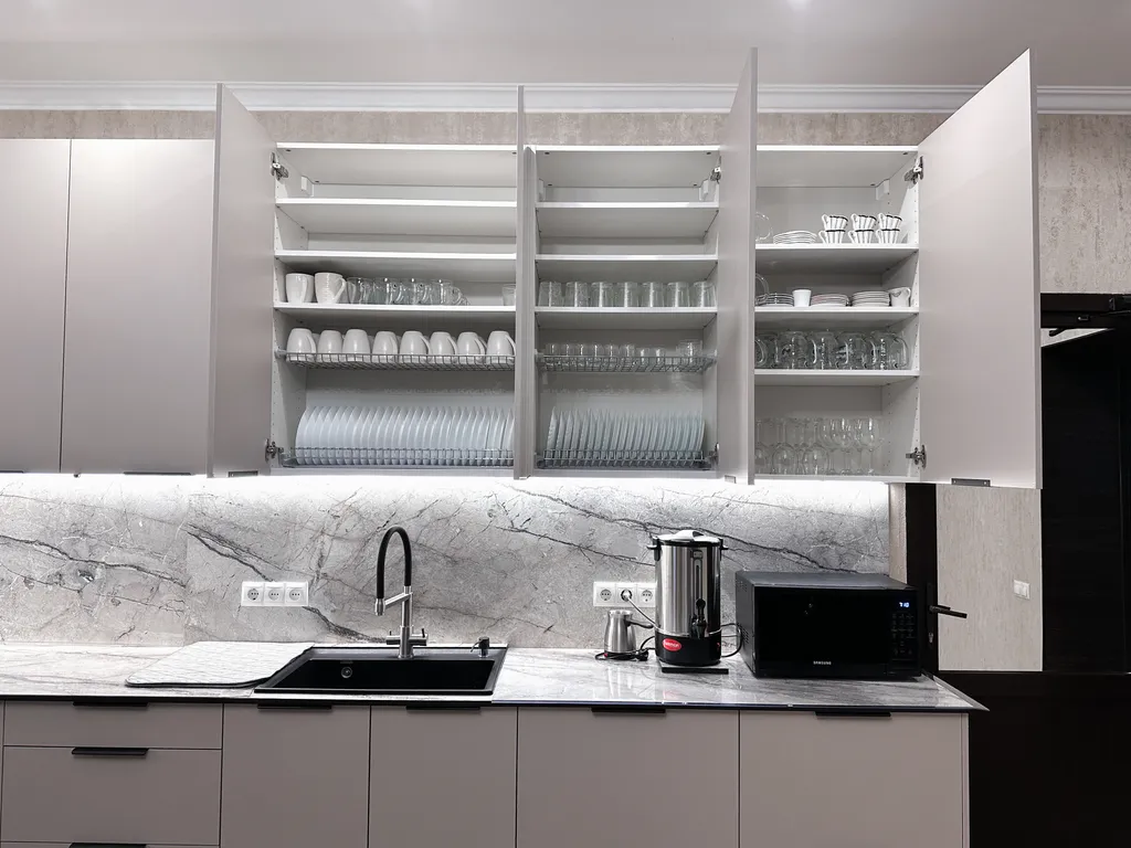 Дом с бассейном и баней в Самаре