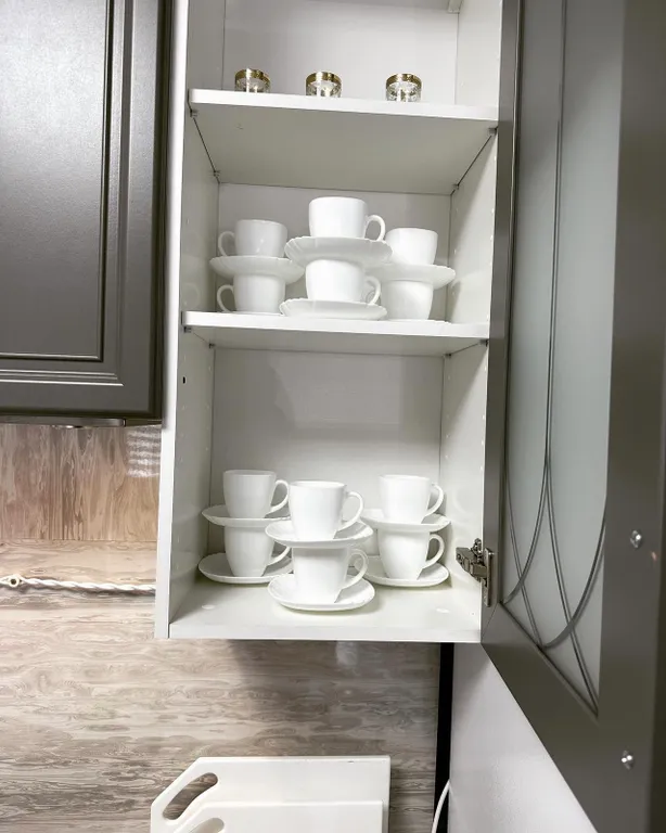 Уютный брусовый дом на берегу