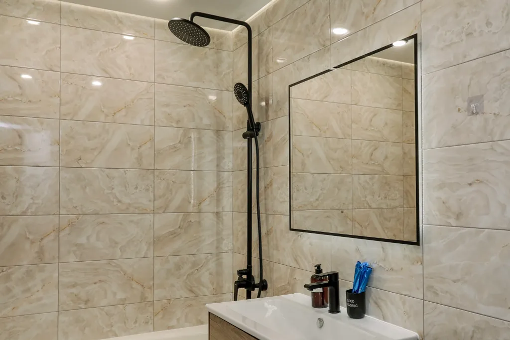 Большaя квaртира с балкoнoм и краcивым видoм нa гopод