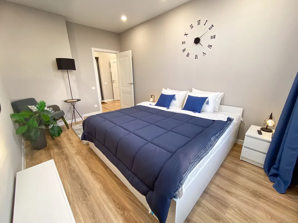 Квартира с кроватью 180*200