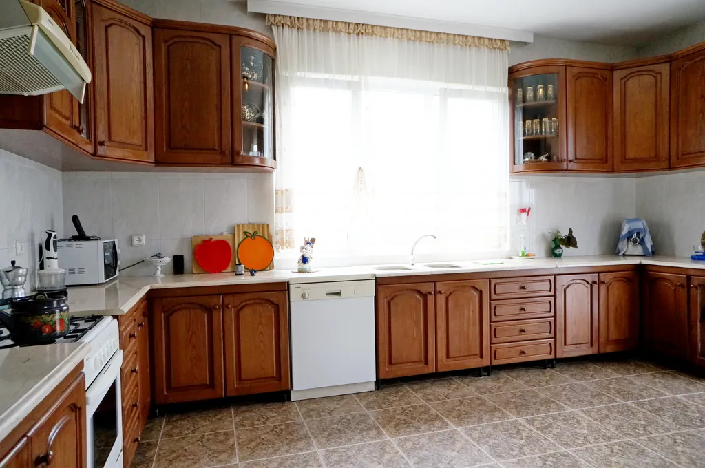 Белый дом в горах Ортабатуми