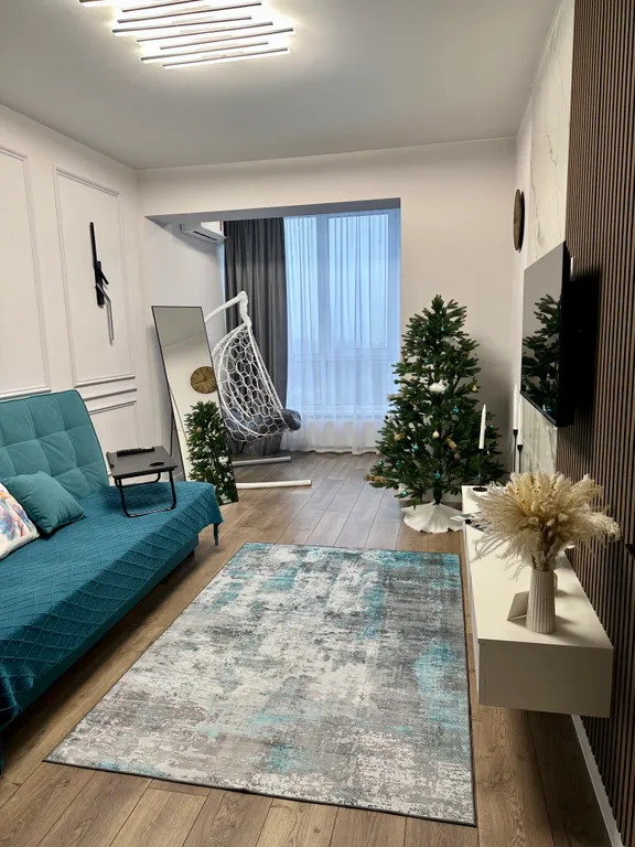 Комфортные апартаменты с видом на Дубовую рощу