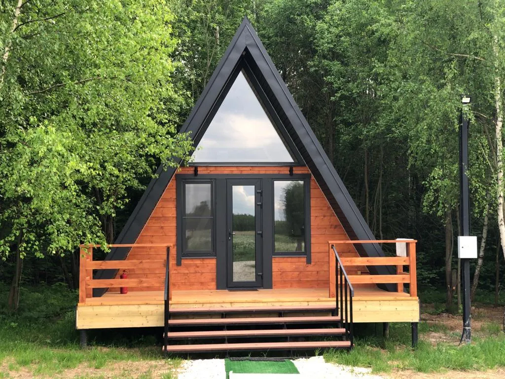 Коттедж Большой дом в поле на опушке леса — Луховицы