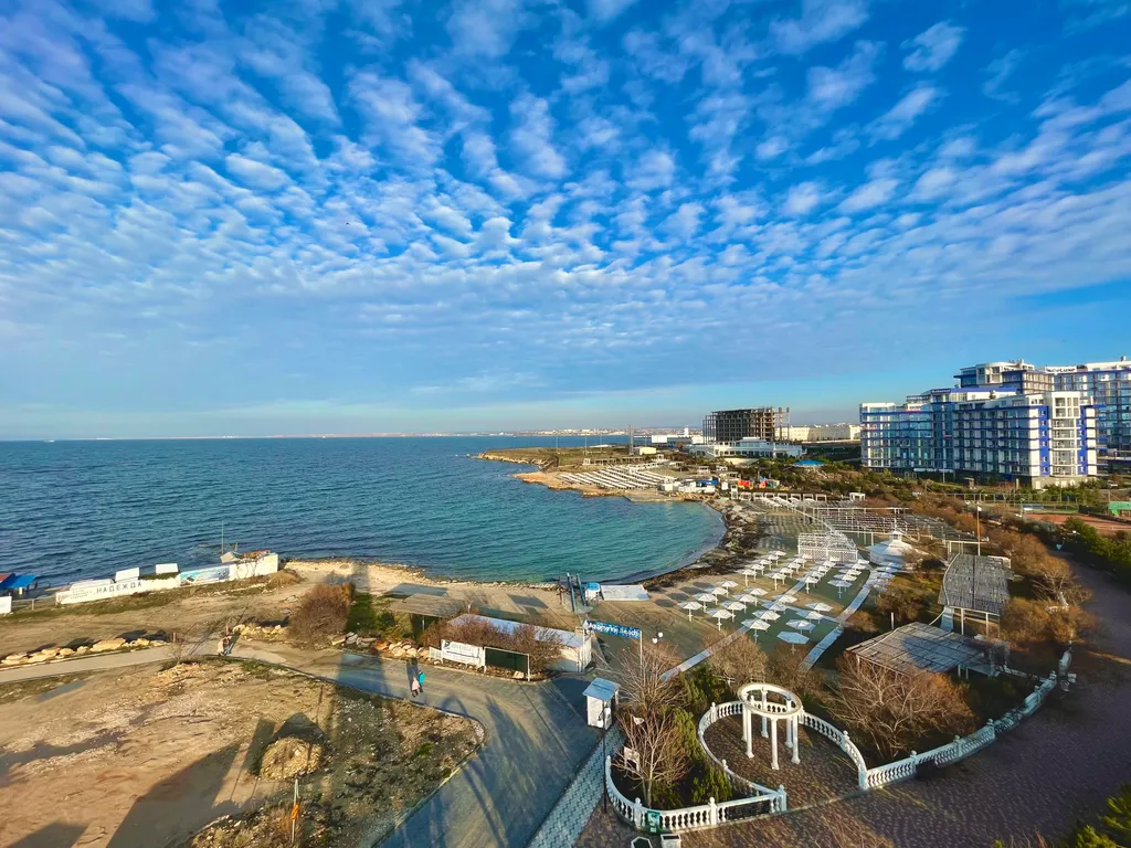 Квартира у пляжа и Парка победы с видом на море