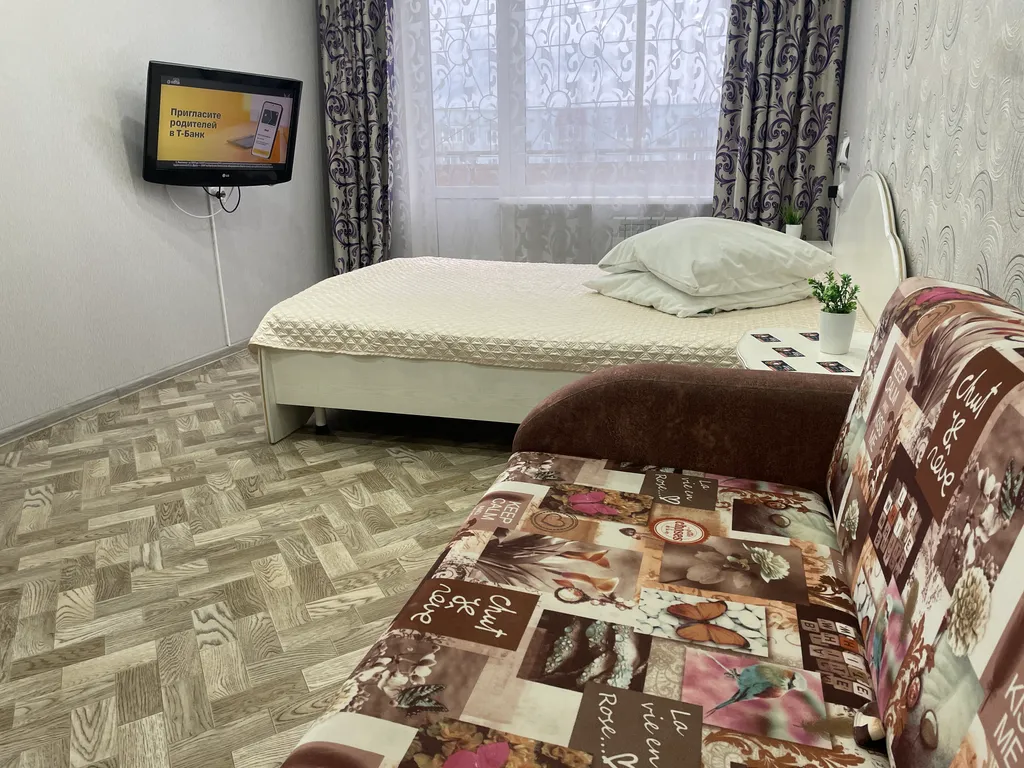 Квартира в центре  Энергетика — аренда посуточно в Братск