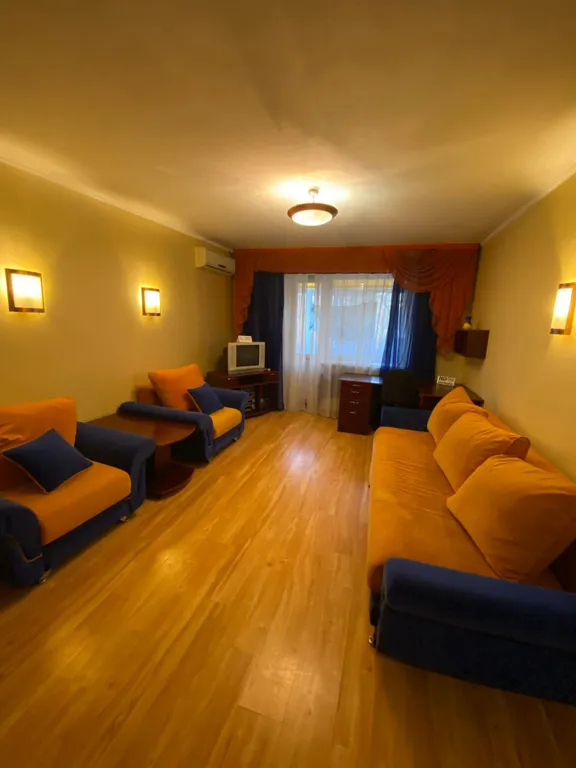 Квартира в центре — аренда посуточно в Донецк