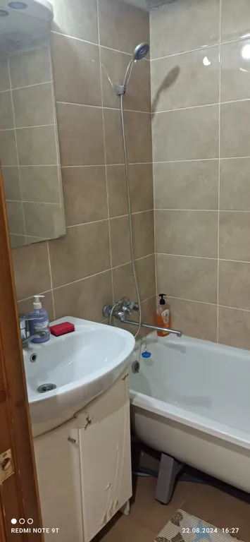 Однокомнатная квартира в центре города,напротив Дворца Спорта Аркада