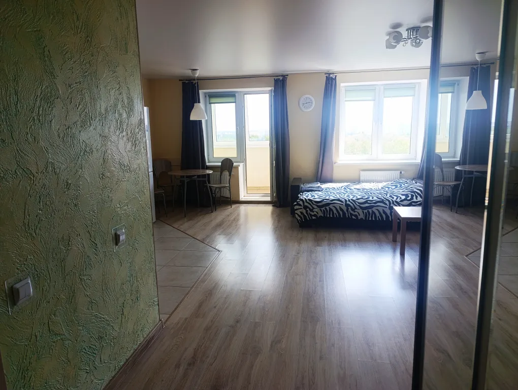 Студия с видом на реку