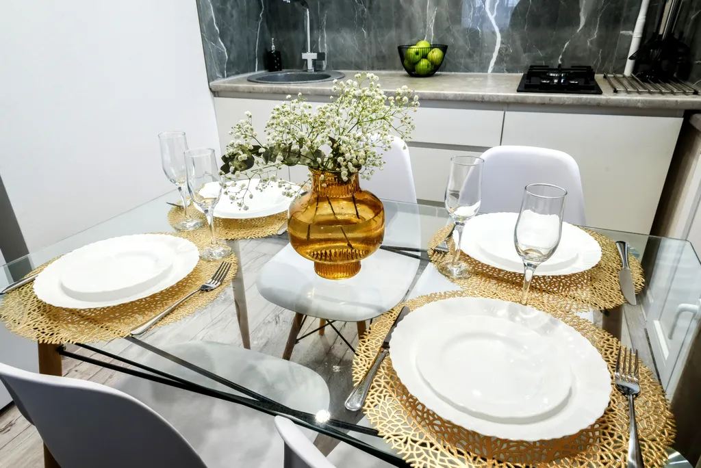 Атмосферная двухкомнатная квартира