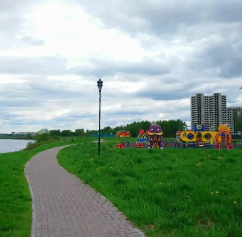 Квартира Квартира Просторная комфортная уютная студия с прекрасным видом на берег Волги — Тверь