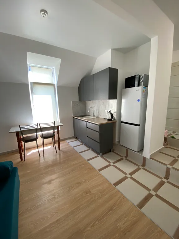 Уютная часть дома с бассейном