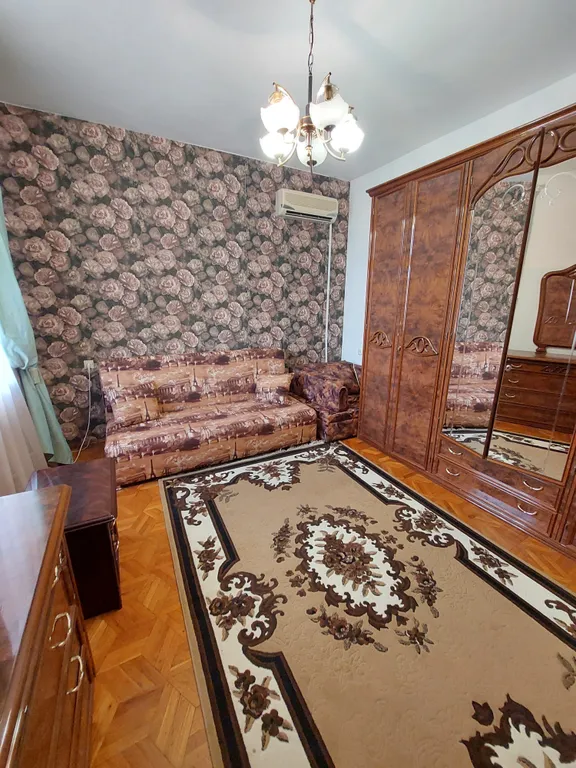 Коттедж Большой дом в центре города — Геленджик