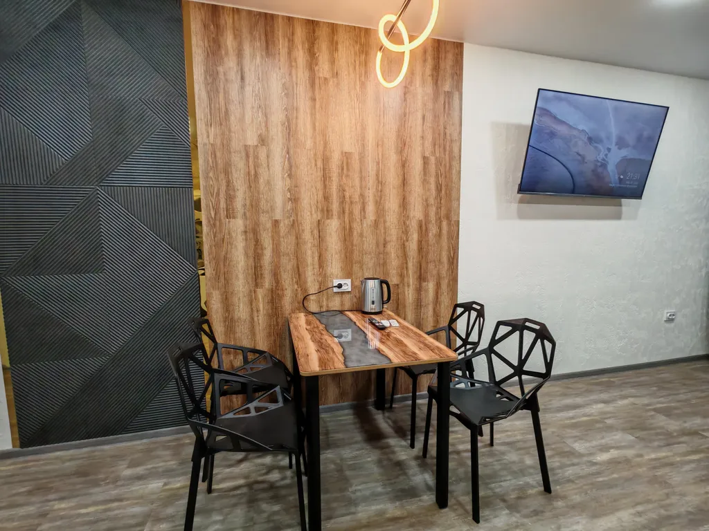 Двухкомнатные Апартаменты Люкс с Кондиционером и Бойлером в Центре