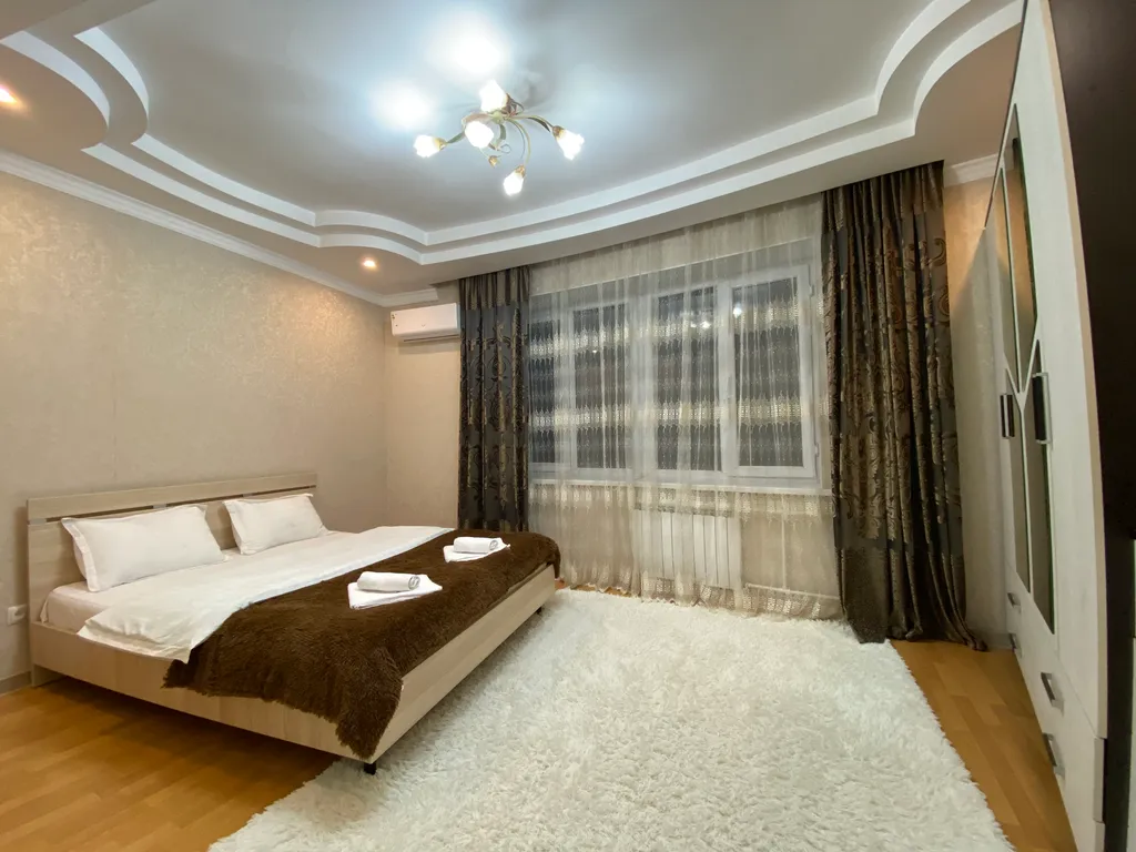 Трех комнатная квартира в центре Алматы