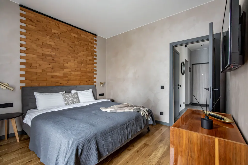 Охта Сьют 21 рядом с входом в Охта парк