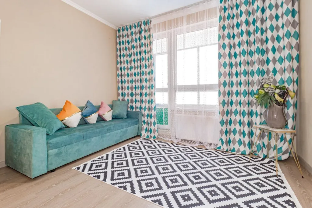 Уютная евро-трехкомнатная квартира в сердце столицы с видом на город