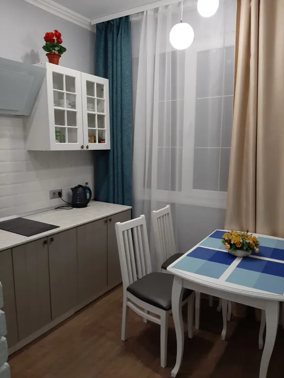 Квартира Квартира Уютная евродвушка в 200 метрах от моря — Сириус