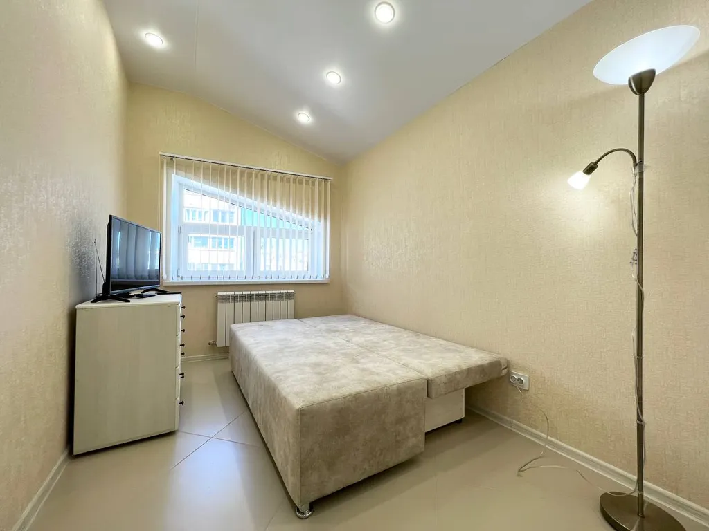 Комфортабельная 3-к квартира в новом доме на Тульской