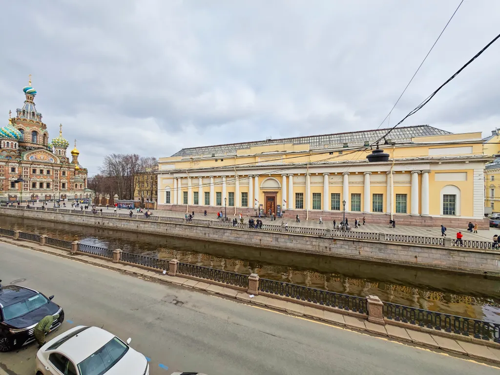 Квартира Двухкомнатная квартира с видом на канал Грибоедова — Санкт-Петербург