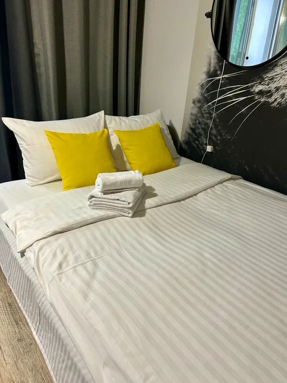 Квартира Апартаменты на Краснопольском с панорамным видом на проспект — аренда посуточно в Челябинск