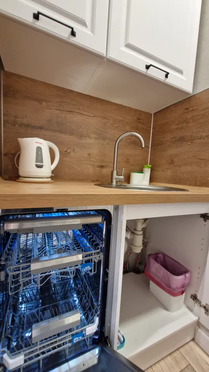 Квартира Уютные апартаменты у моря, с видом на можжевеловый лес, заповедник — Варваровка