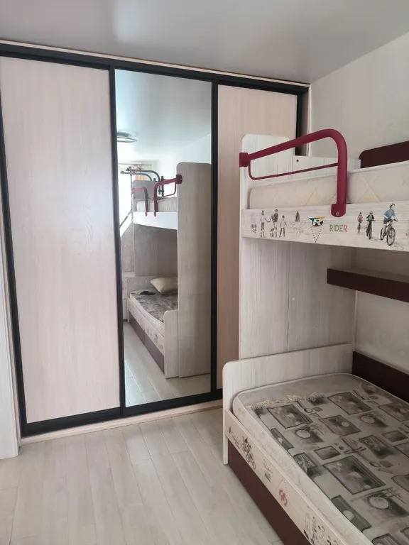 Уютная двухкомнатная квартира с видом на бульвар