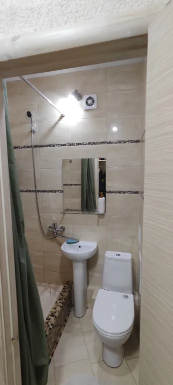 Уютная студия в центре города с красивым видом из окна