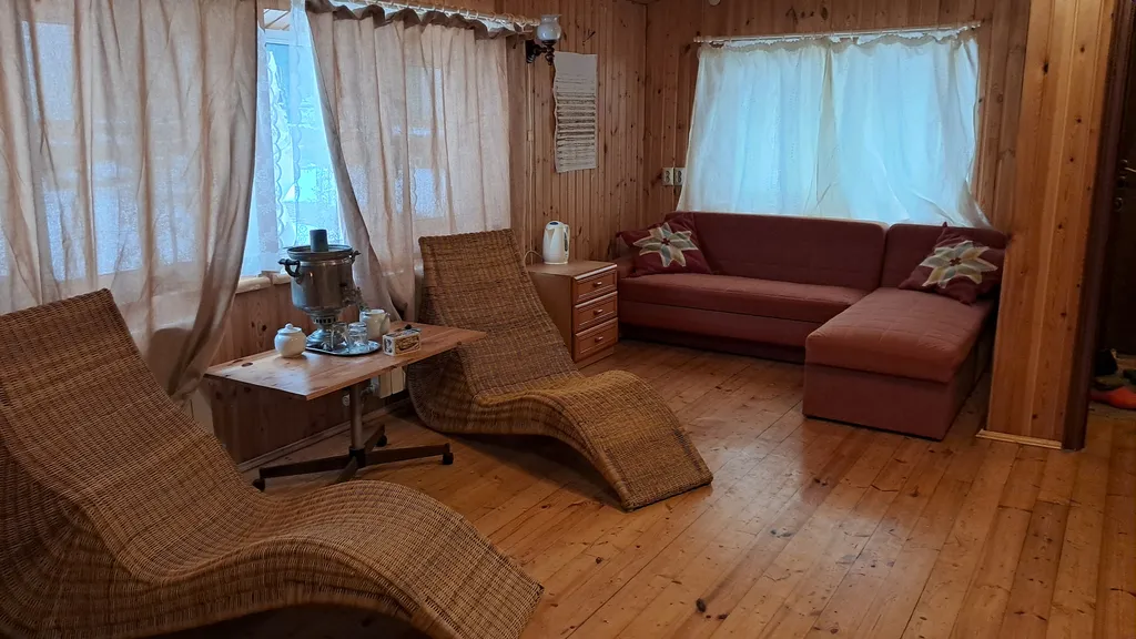 Коттедж Дом в лесу с баней и спортзалом — Горышкино