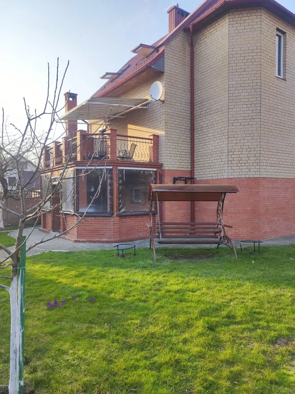 Уютный кирпичный коттедж с баней на дровах и велосипедами для прогулок