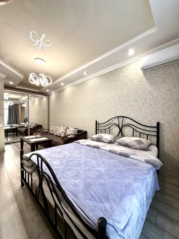 Уютная квартира рядом Ашан, с красивым видом на город