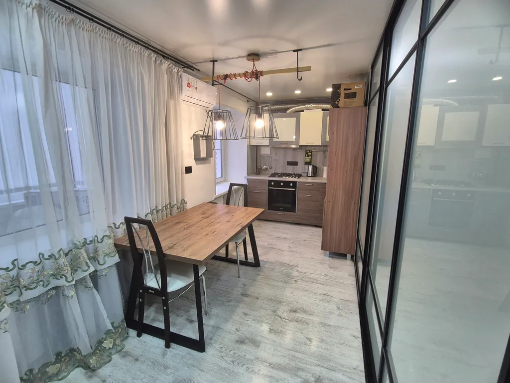 Квартира рядом с цирком