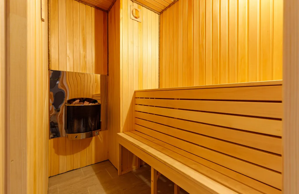 Трёхкомнатная квартира с сауной рядом с центром