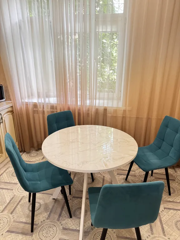 Яркая двушка в центре